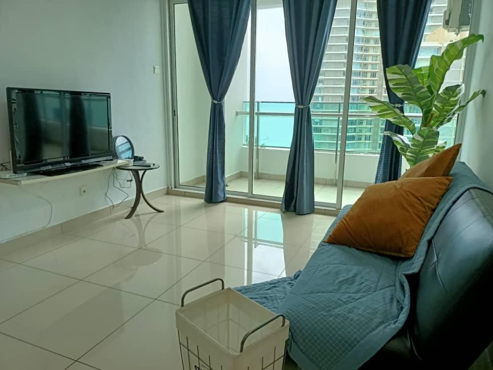 Family Suites At Mansion One By Maj George Town Bagian luar foto