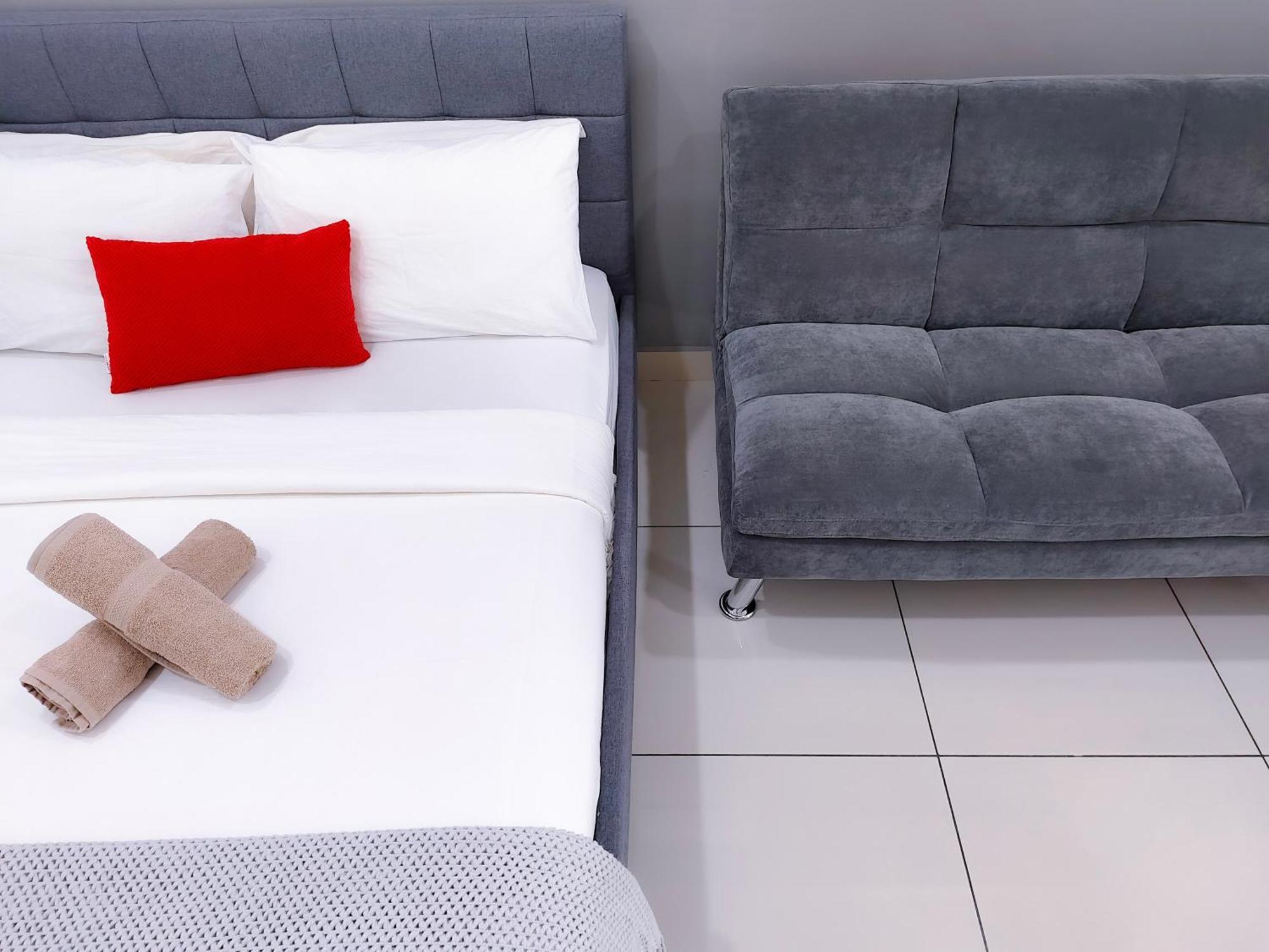Family Suites At Mansion One By Maj George Town Bagian luar foto